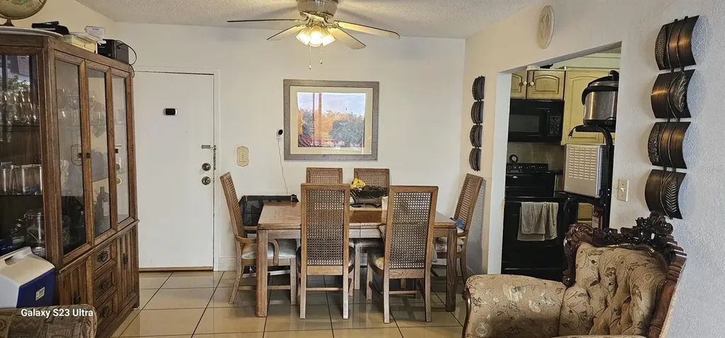 6831 W 14 Court Hialeah FL 33014