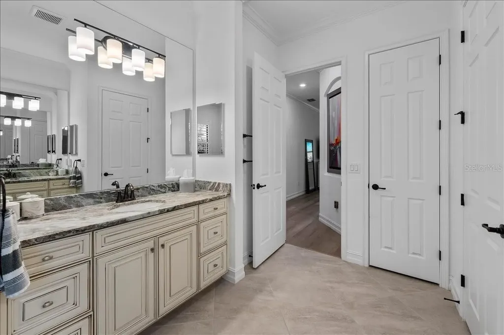 5580 Mulligan Way Lakewood Ranch FL 34211