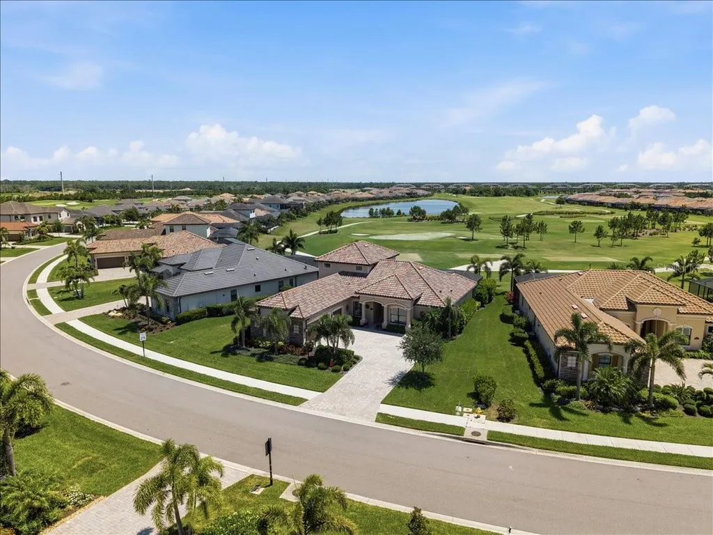 5580 Mulligan Way Lakewood Ranch FL 34211