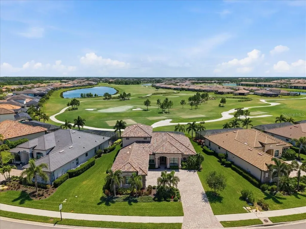 5580 Mulligan Way Lakewood Ranch FL 34211