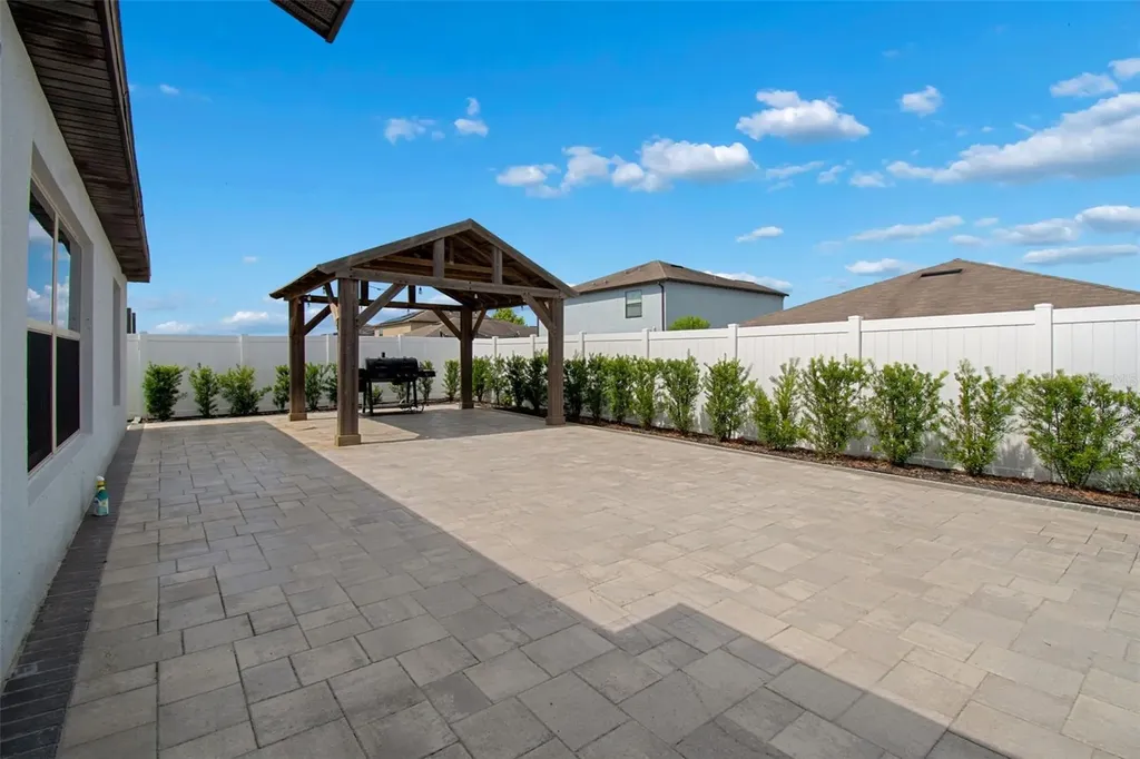 3251 Lytton Hall Drive Zephyrhills FL 33540