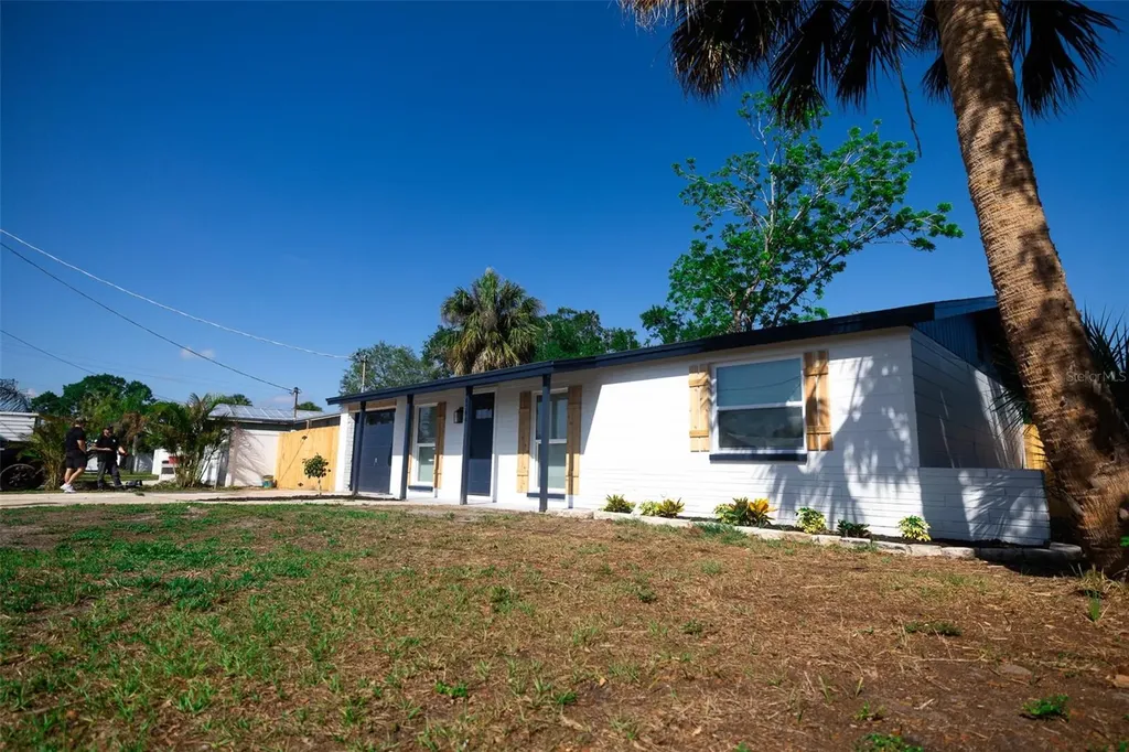 6304 Florida Circle W Apollo Beach FL 33572