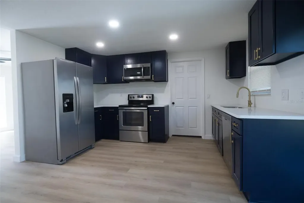 6304 Florida Circle W Apollo Beach FL 33572