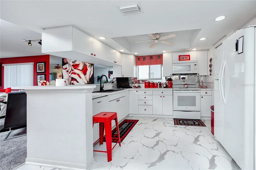 14761 Seminole Trail Seminole FL 33776