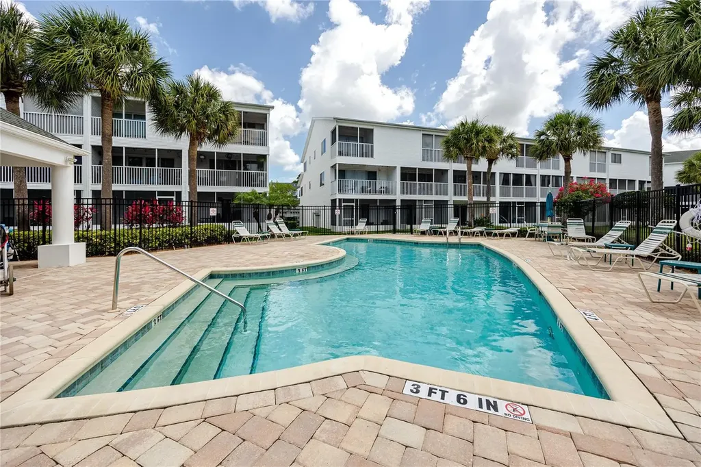 14761 Seminole Trail Seminole FL 33776