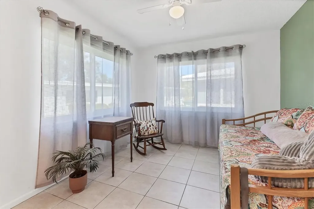 1815 Roxane Way Sarasota FL 34235