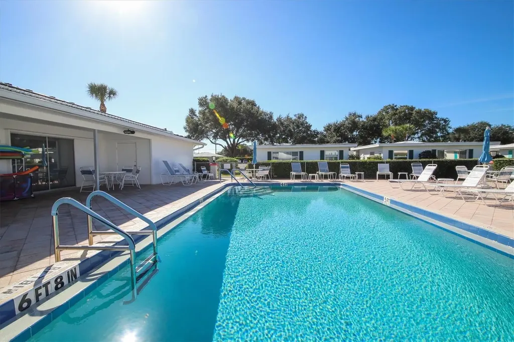 1815 Roxane Way Sarasota FL 34235