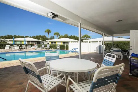 1815 Roxane Way Sarasota FL 34235