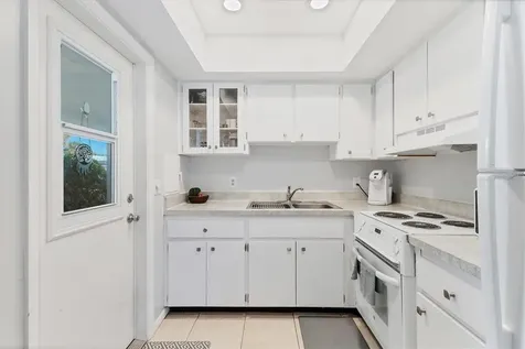1815 Roxane Way Sarasota FL 34235