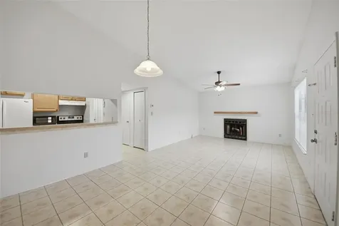 4800 S Semoran Boulevard Orlando FL 32822