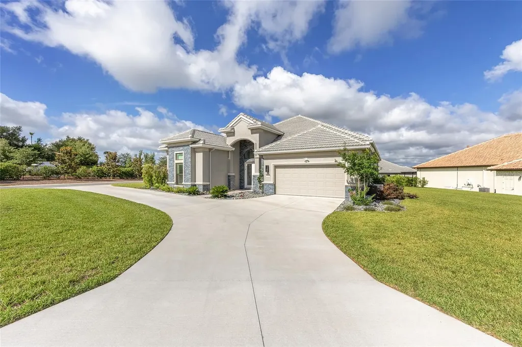 1500 W Alton Bay Place Hernando FL 34442