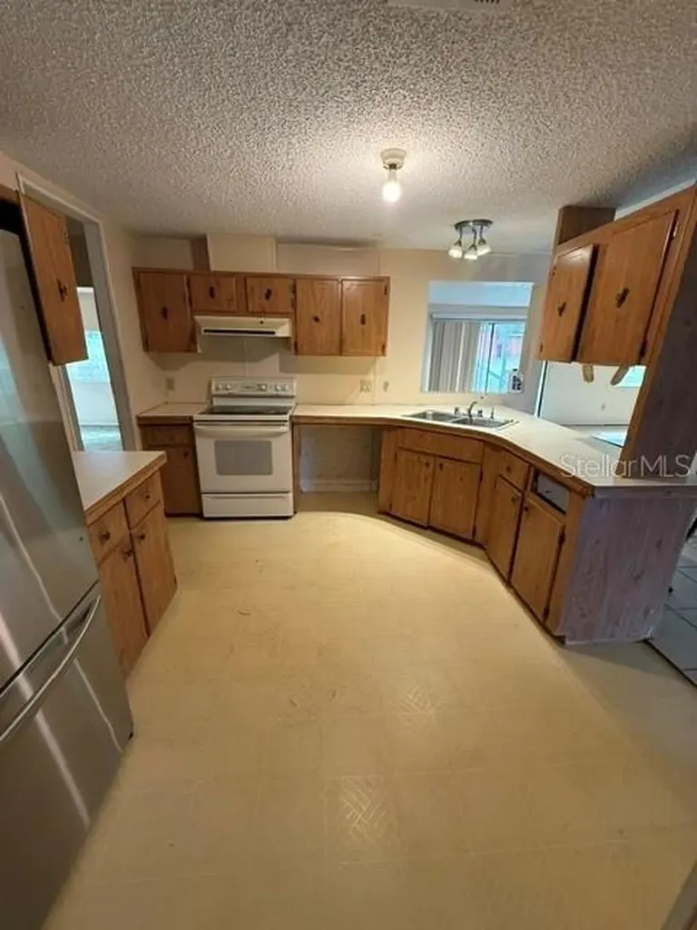 6420 Holloman Brook Court Plant City FL 33565