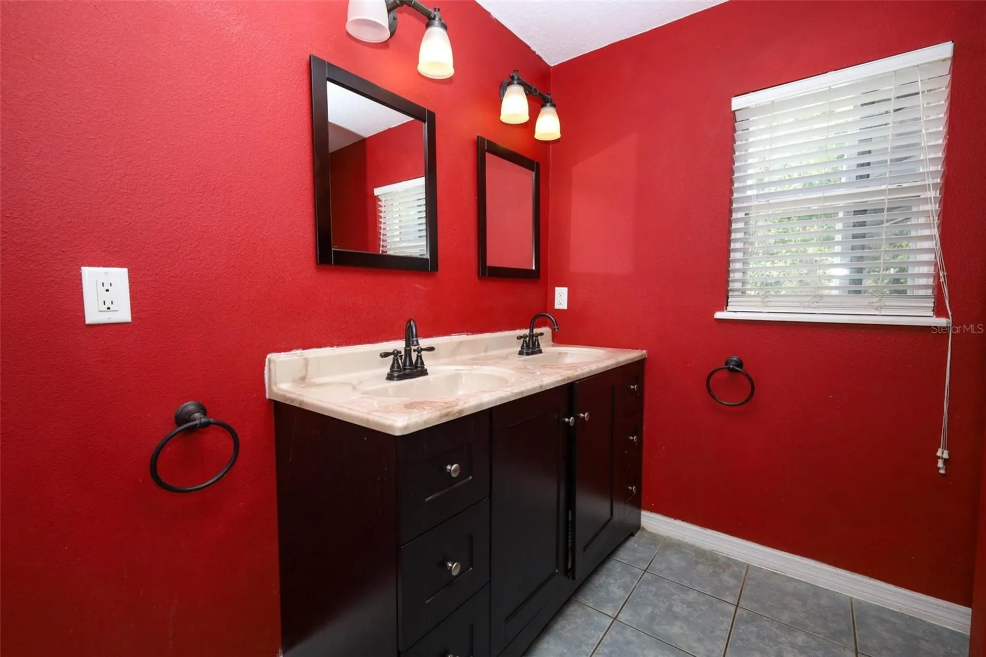 411 Lynn Street Oviedo FL 32765