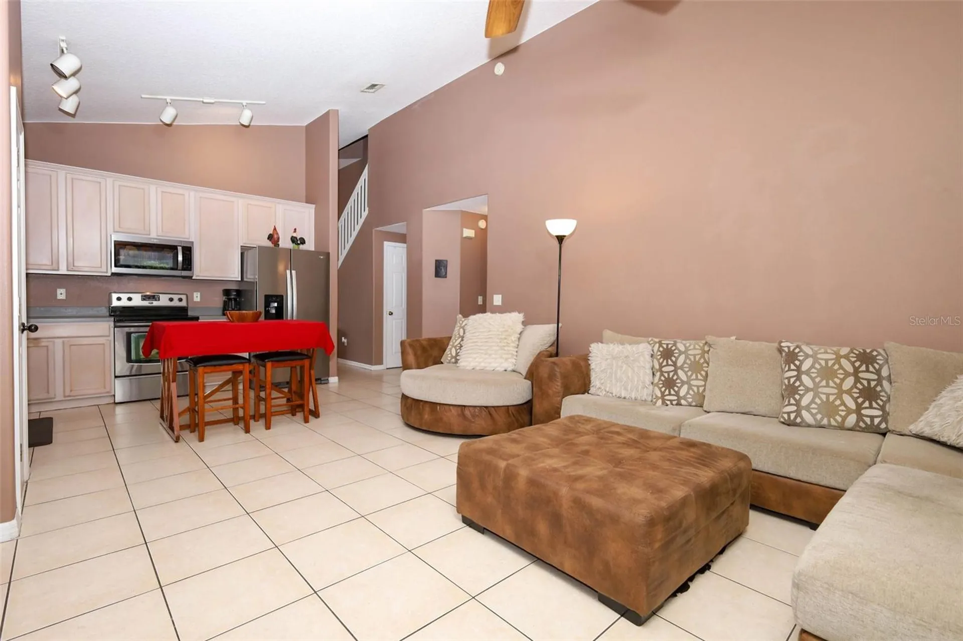411 Lynn Street Oviedo FL 32765