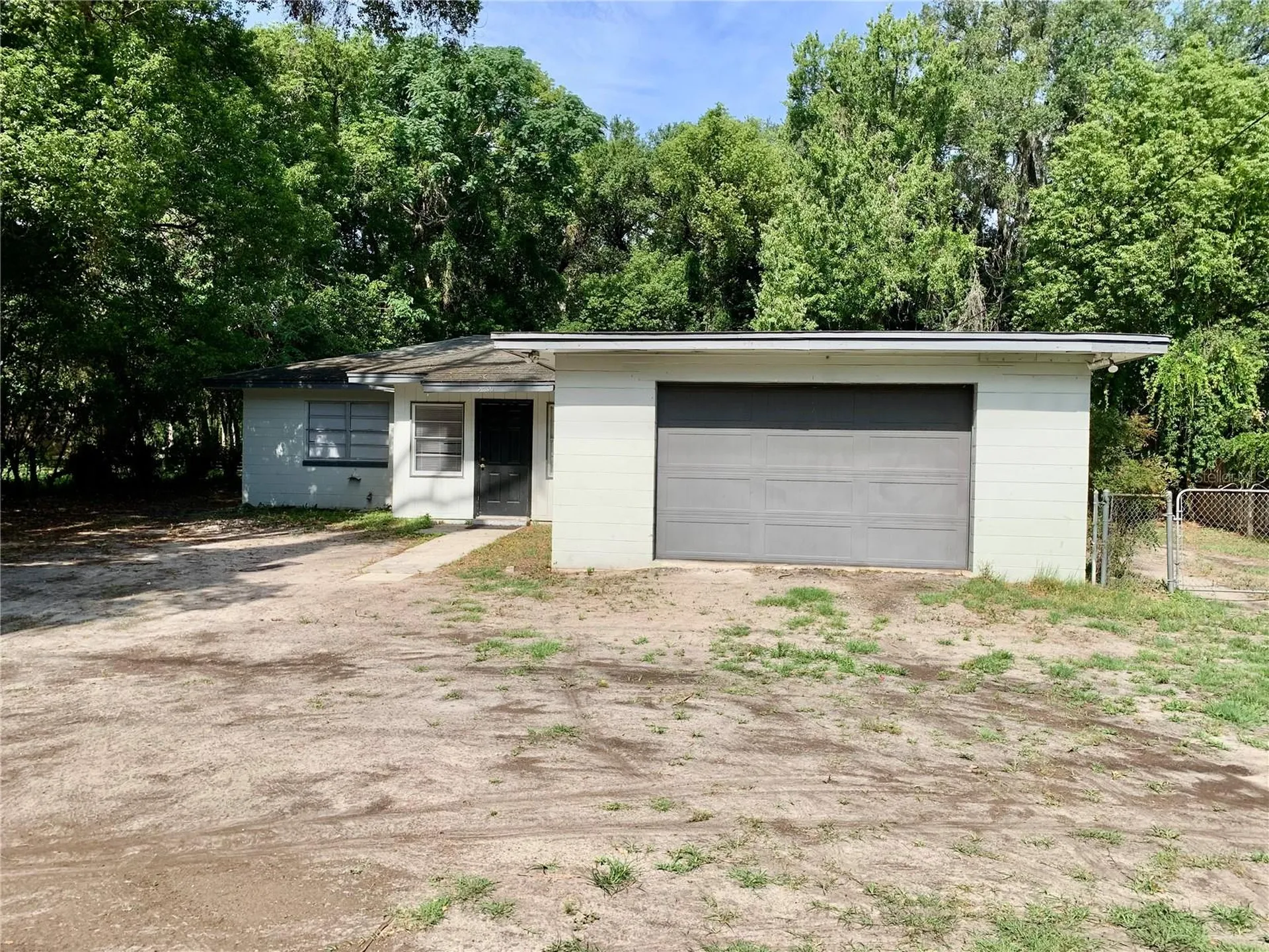 5200 N Apopka Vineland Road Orlando FL 32818