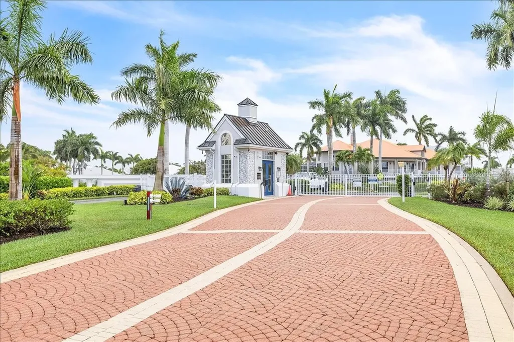 6050 Tidewater Island Circle Fort Myers FL 33908