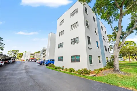 5980 80TH Street N St Petersburg FL 33709