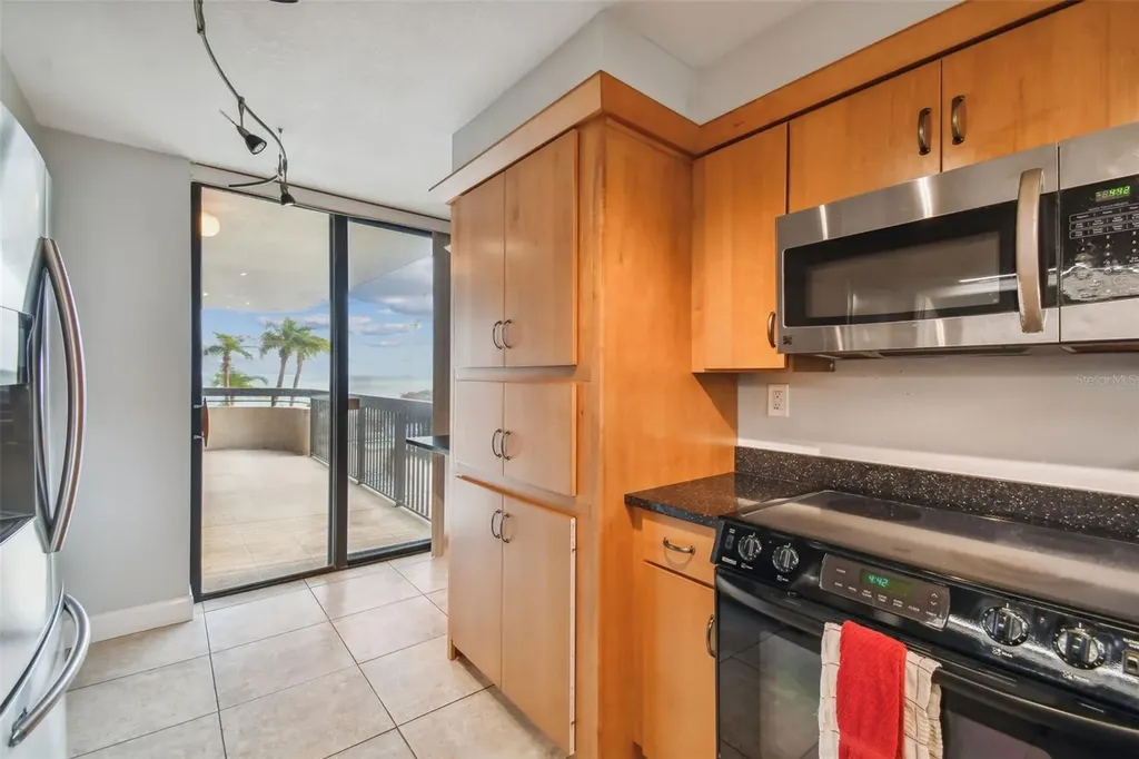 2413 Bayshore Boulevard Tampa FL 33629