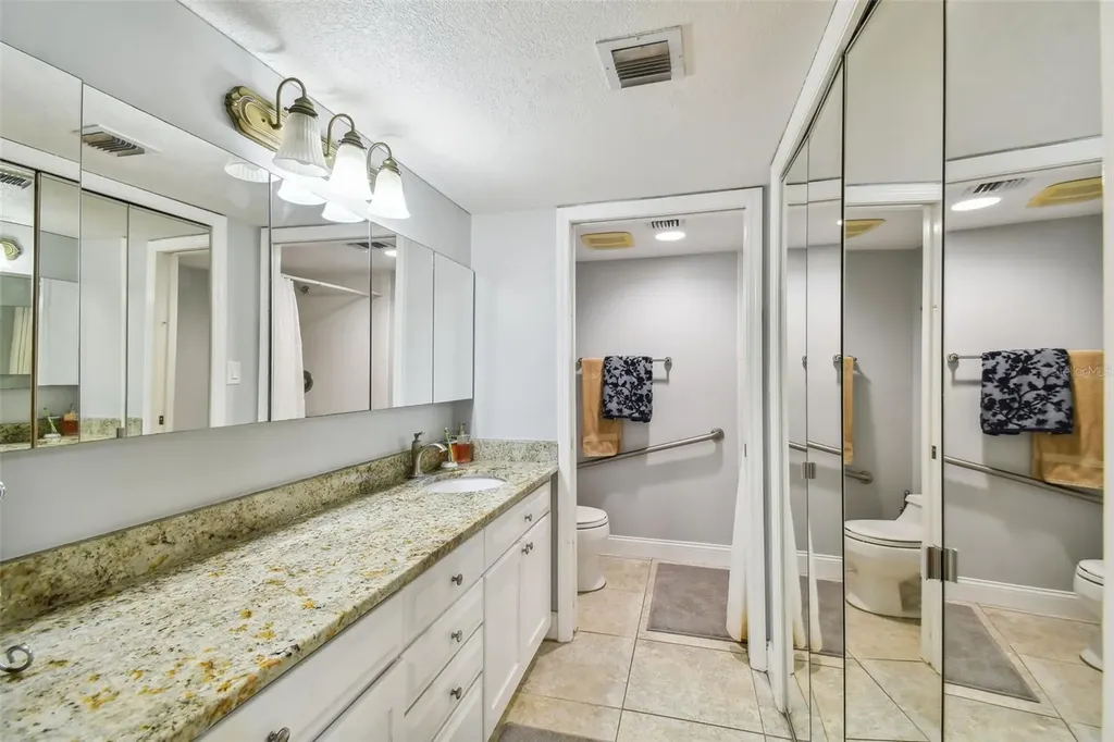 2413 Bayshore Boulevard Tampa FL 33629