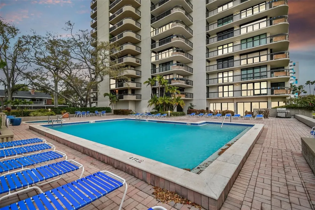 2413 Bayshore Boulevard Tampa FL 33629