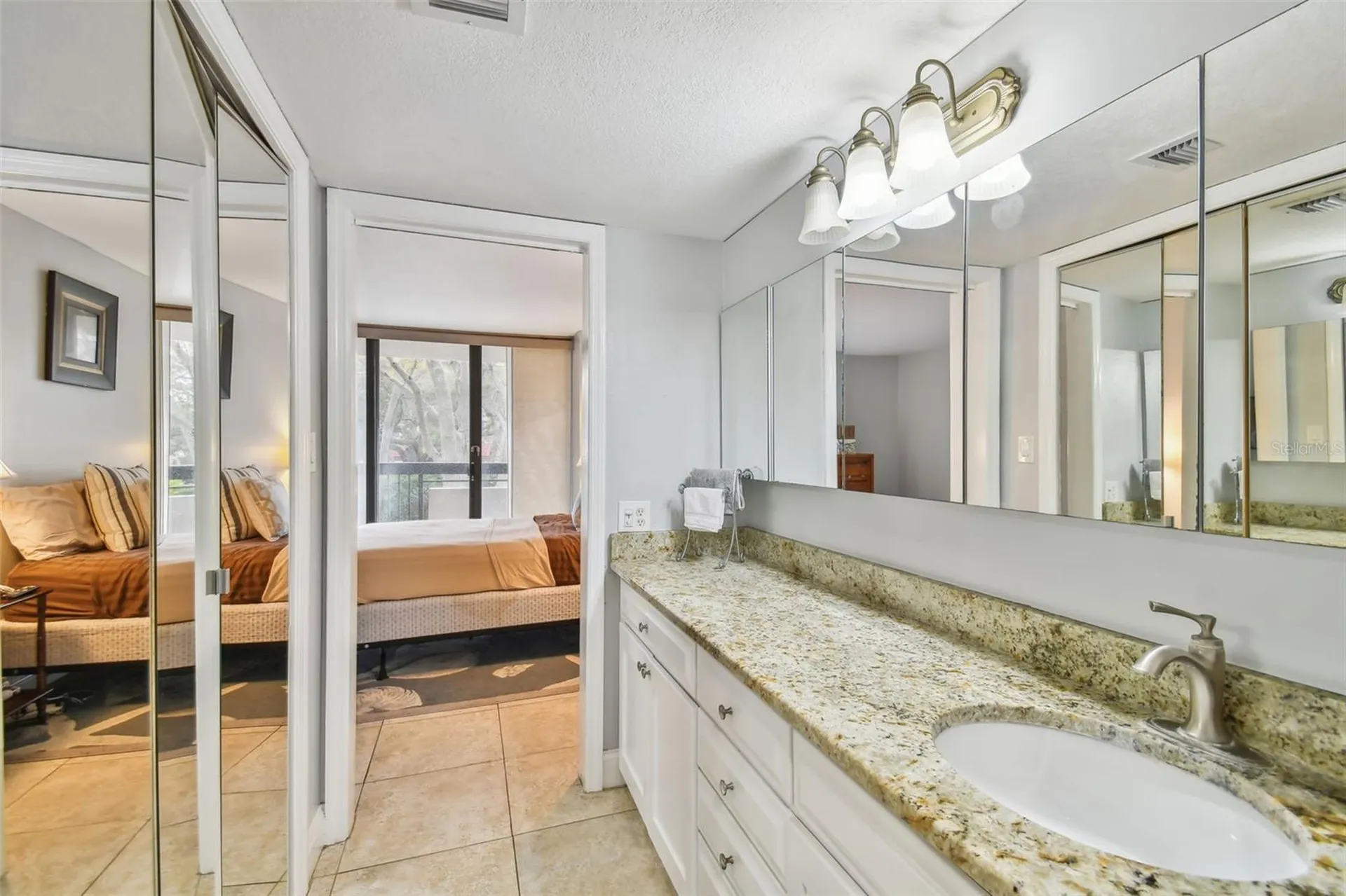2413 Bayshore Boulevard Tampa FL 33629