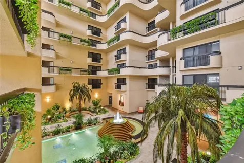 2413 Bayshore Boulevard Tampa FL 33629
