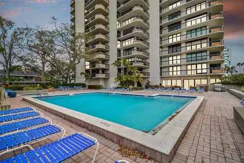 2413 Bayshore Boulevard Tampa FL 33629