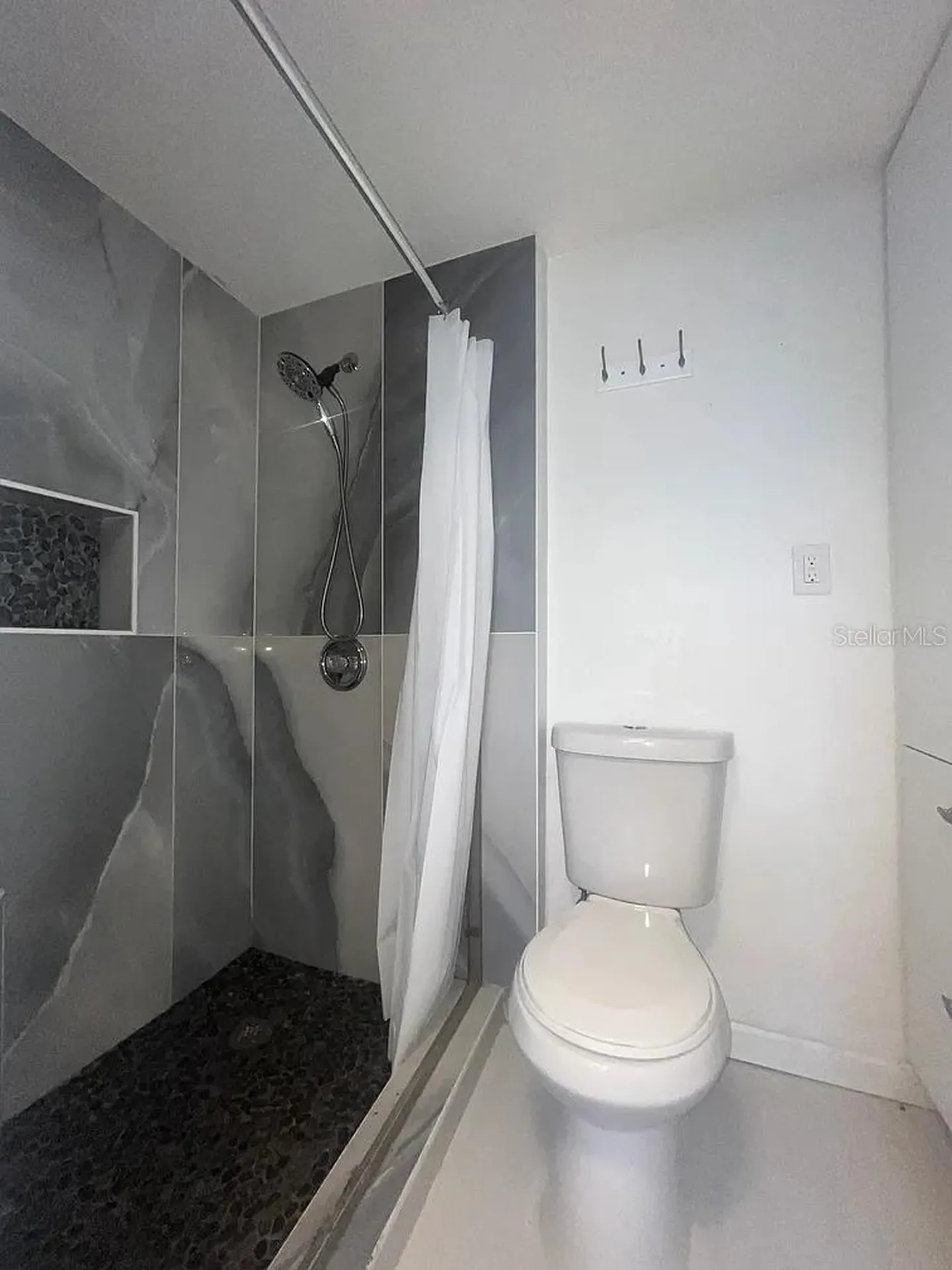 1713 29th Street W Bradenton FL 34205