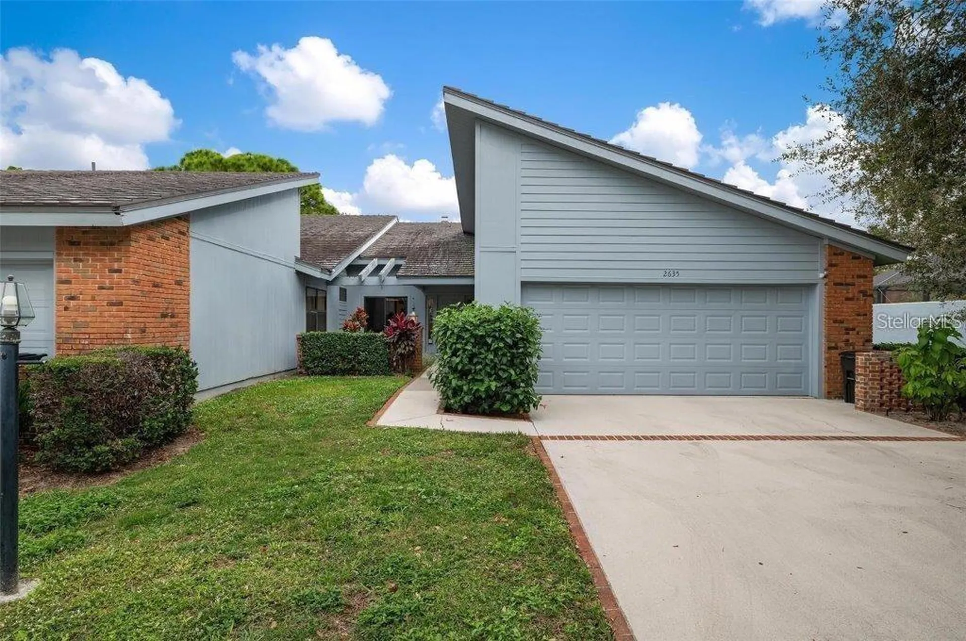 2635 Moss Oak Drive Sarasota FL 34231