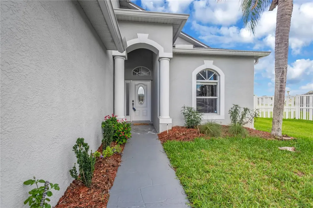 4648 Wessex Way Land O Lakes FL 34639
