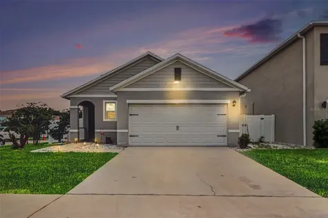 1956 Egret Meadows Avenue Kissimmee FL 34744