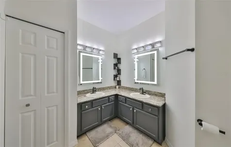 8155 Stone Leaf Lane Tampa FL 33647