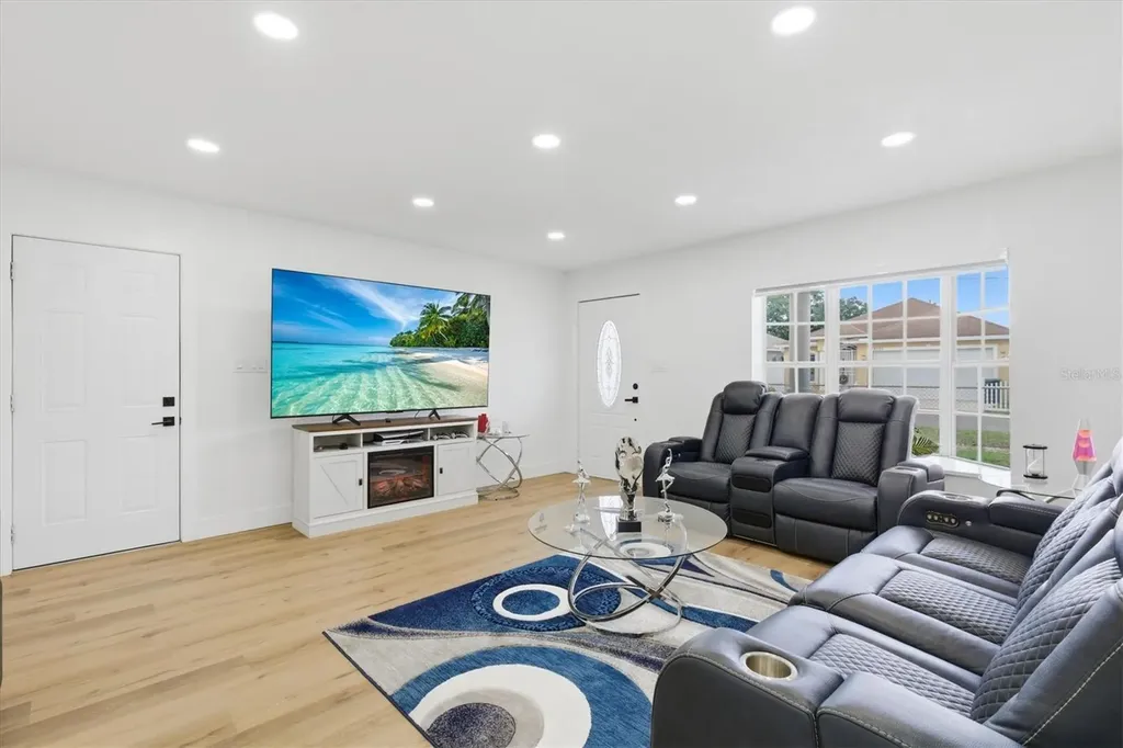 3002 W Haya Street Tampa FL 33614