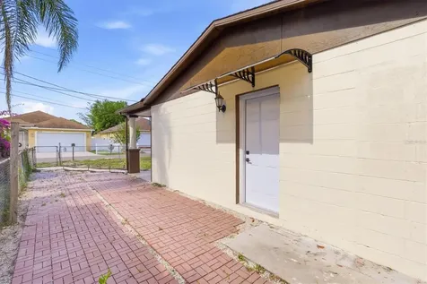3002 W Haya Street Tampa FL 33614