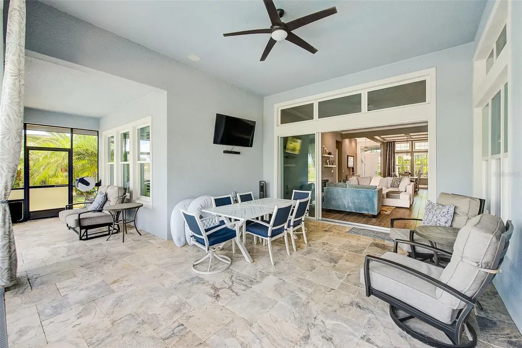 6951 Crestpoint Drive Apollo Beach FL 33572