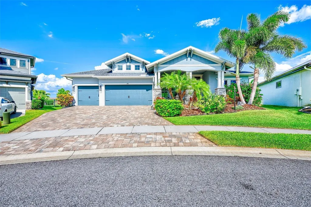6951 Crestpoint Drive Apollo Beach FL 33572