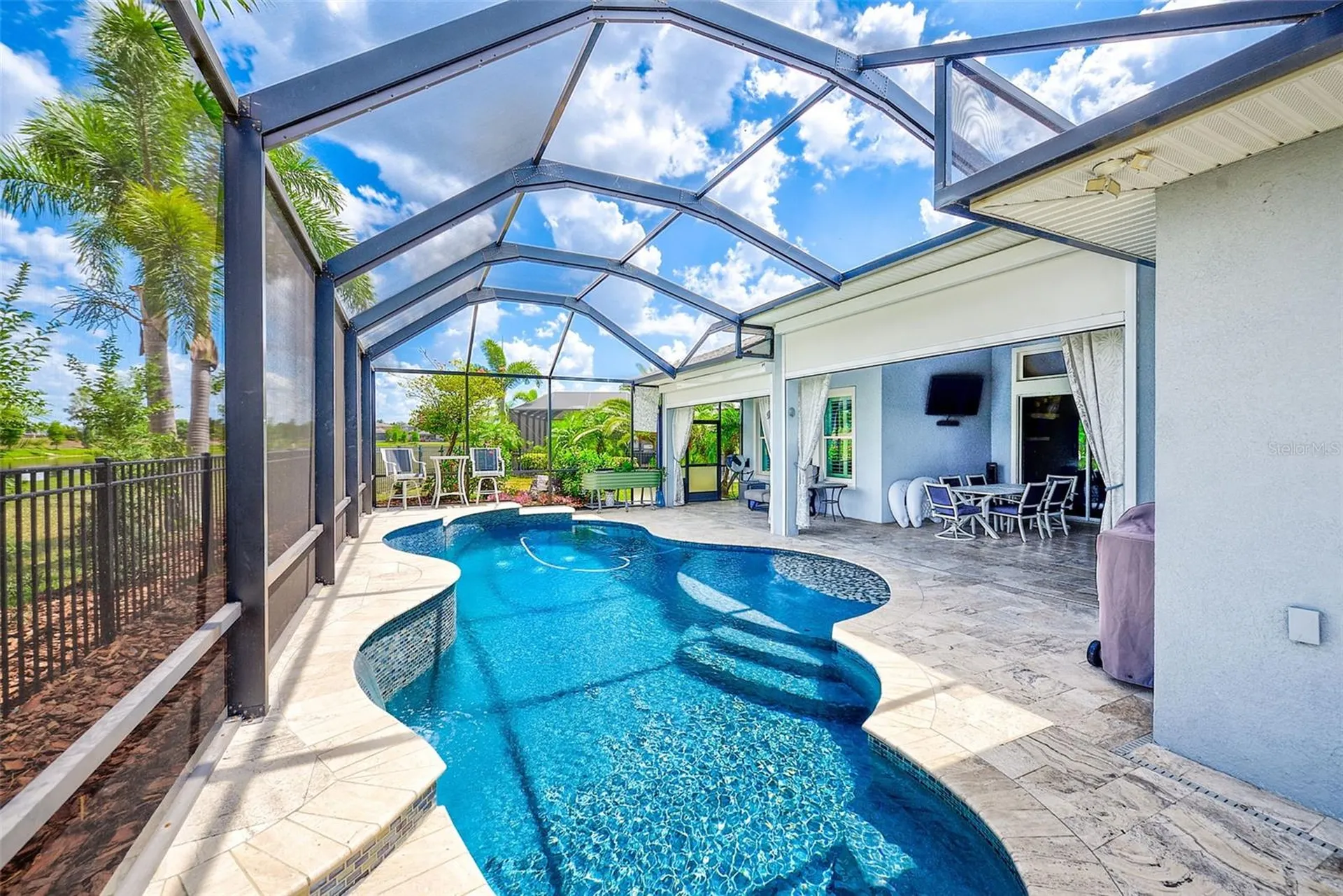 6951 Crestpoint Drive Apollo Beach FL 33572