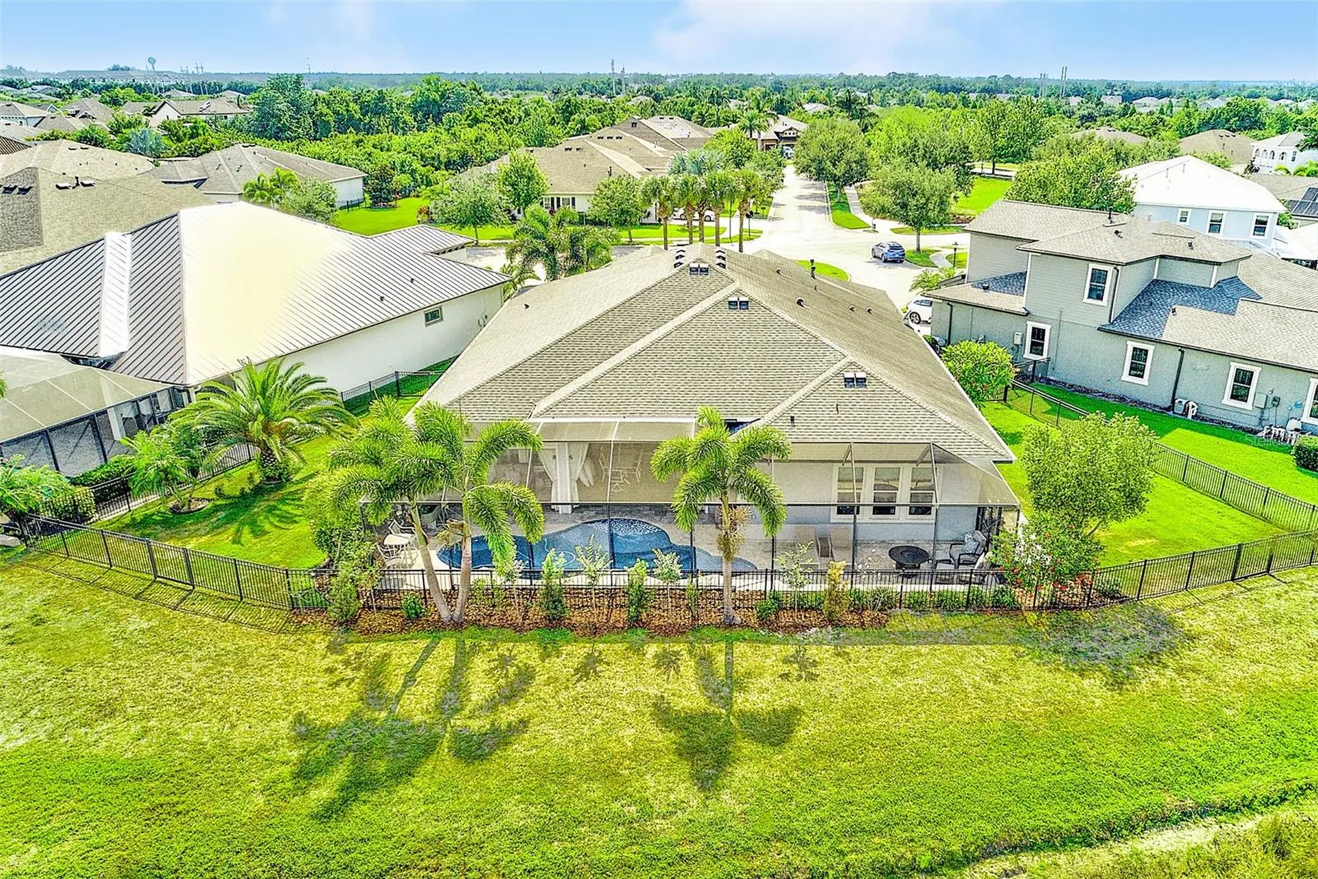 6951 Crestpoint Drive Apollo Beach FL 33572