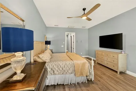 6951 Crestpoint Drive Apollo Beach FL 33572