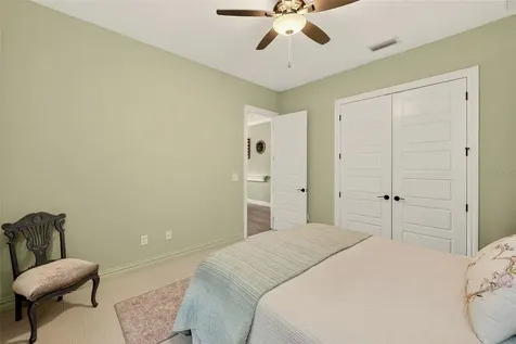 6951 Crestpoint Drive Apollo Beach FL 33572