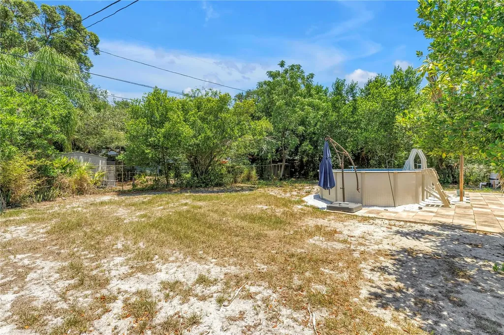 687 Jasmine Way S St Petersburg FL 33705