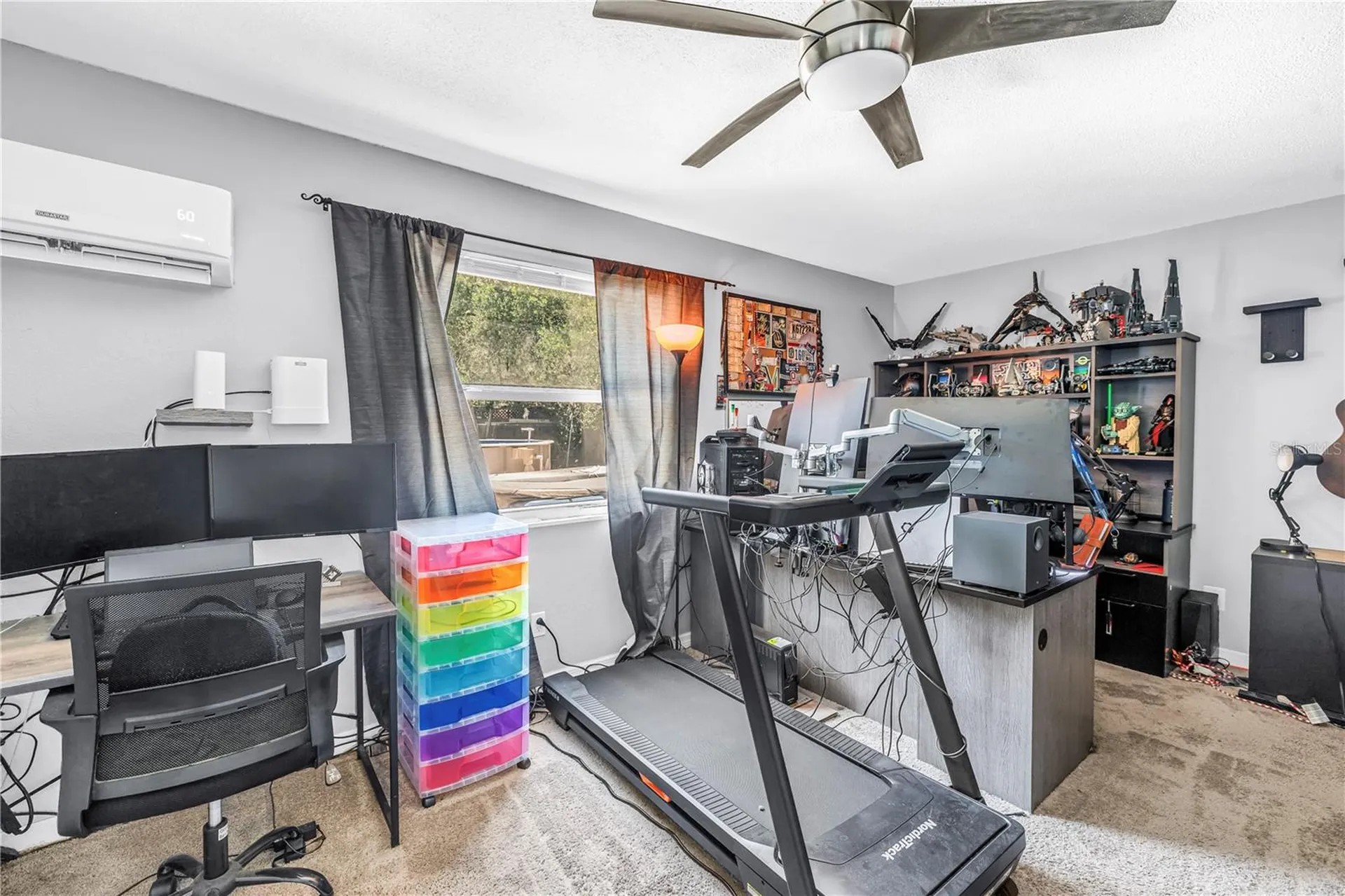 687 Jasmine Way S St Petersburg FL 33705
