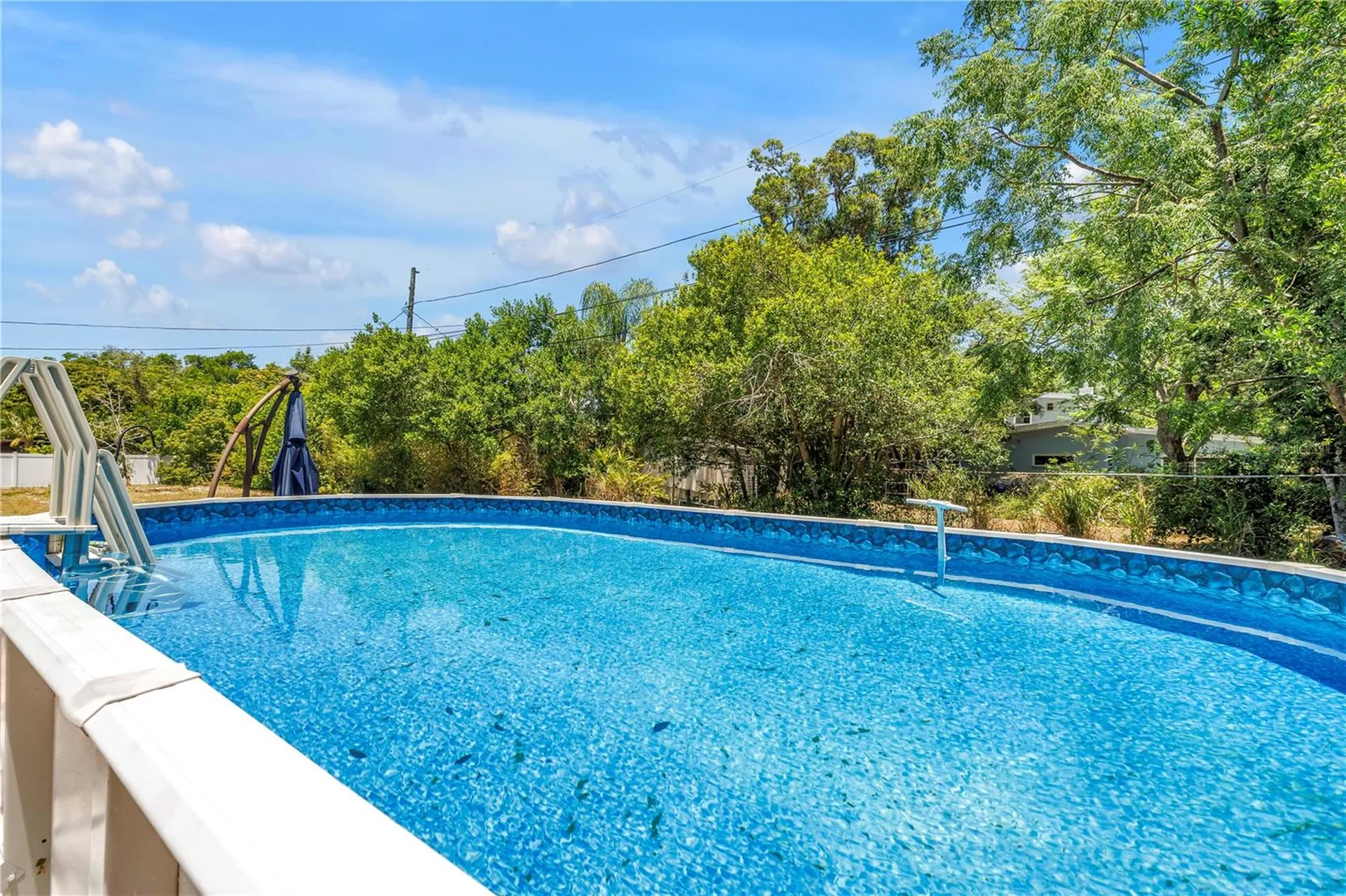 687 Jasmine Way S St Petersburg FL 33705