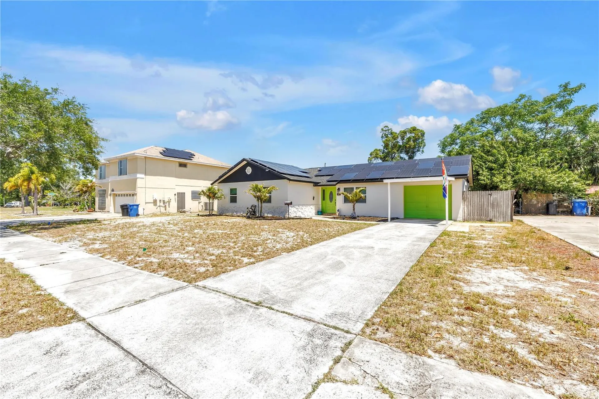687 Jasmine Way S St Petersburg FL 33705
