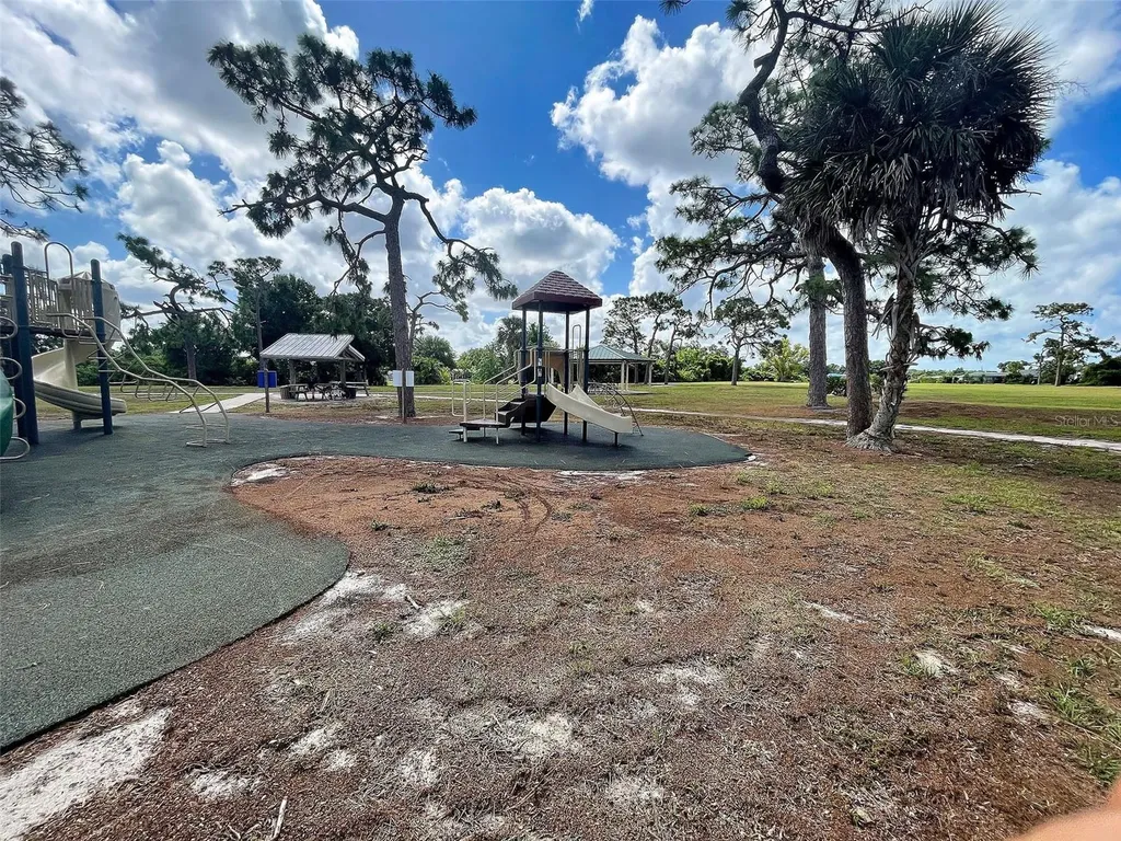 321 Shamrock Boulevard Venice FL 34293