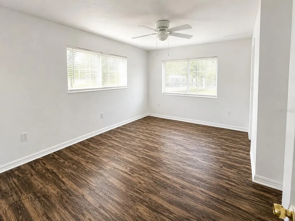 4008 24th Street W Bradenton FL 34205