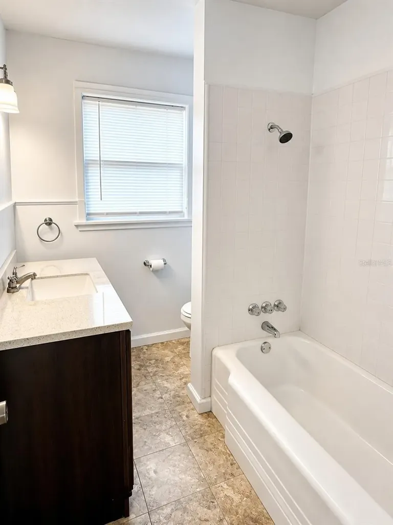 4008 24th Street W Bradenton FL 34205