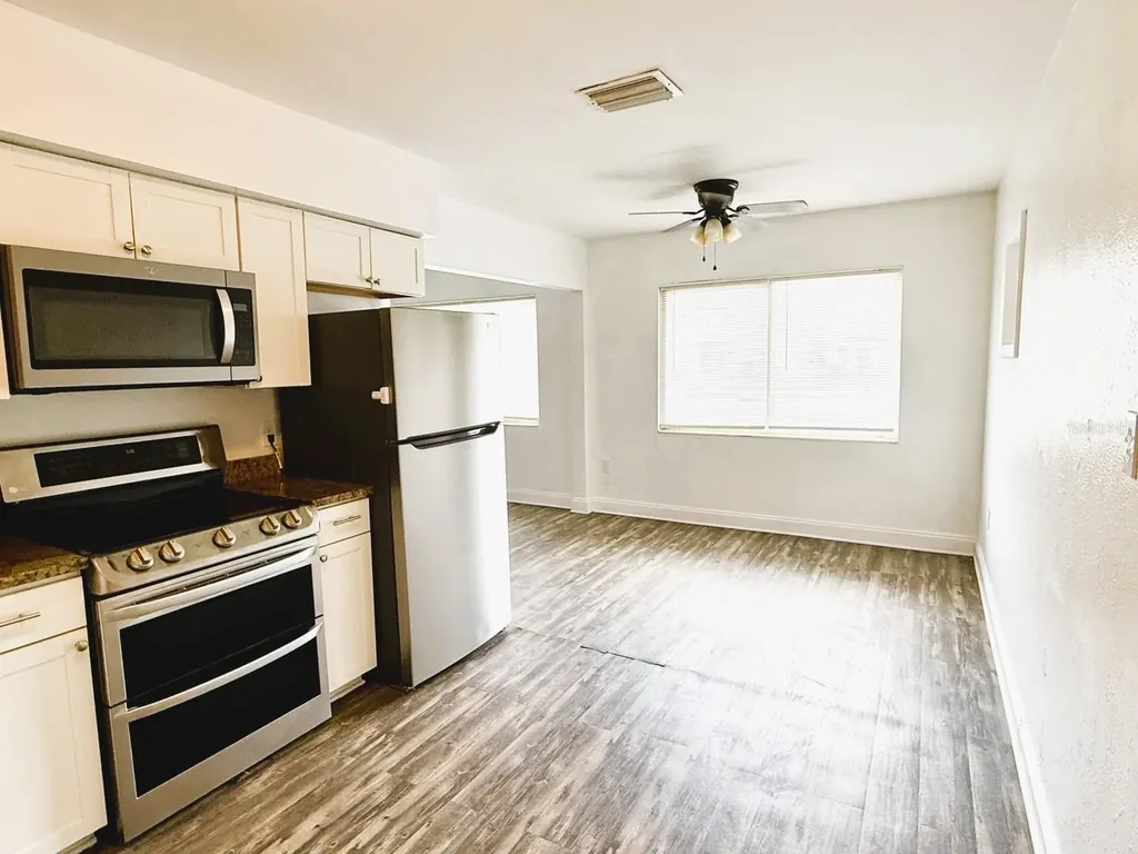 4008 24th Street W Bradenton FL 34205