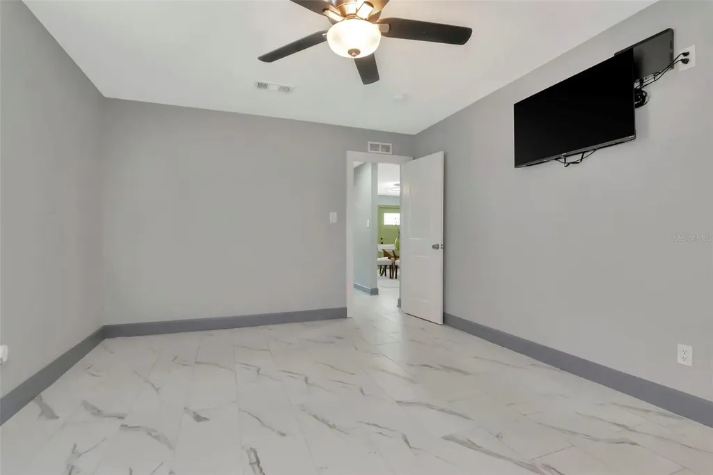 1713 W Saint Isabel Street Tampa FL 33607