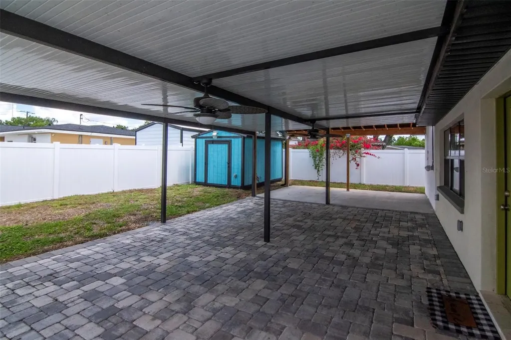 1713 W Saint Isabel Street Tampa FL 33607